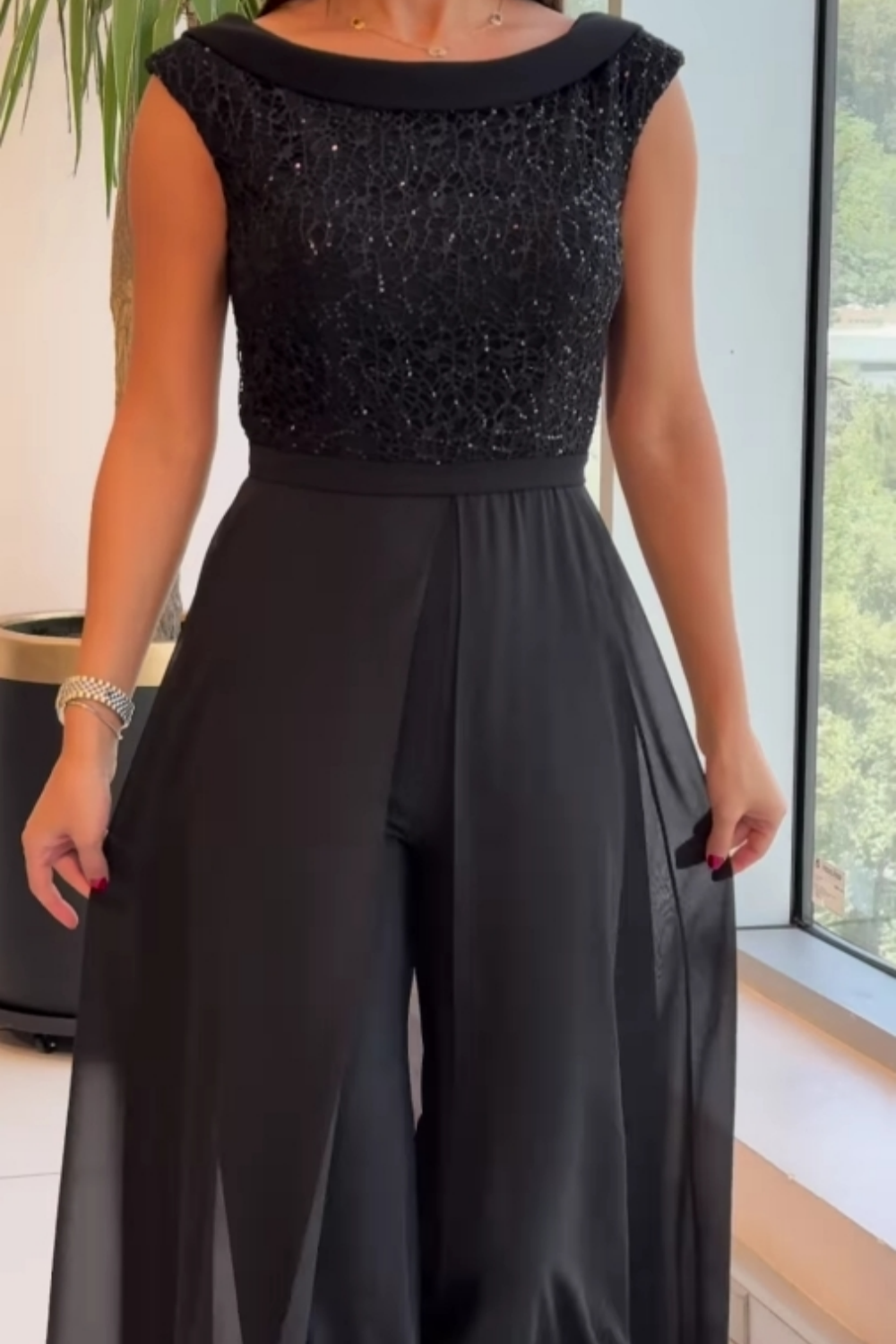 HALLIE™|TUTA ELEGANTE SENZA MANICHE